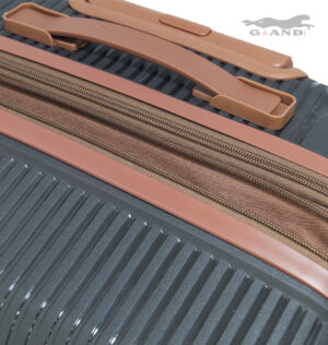 Куфар Hazelnut 09 от полипропилен среден в черно - Image 6
